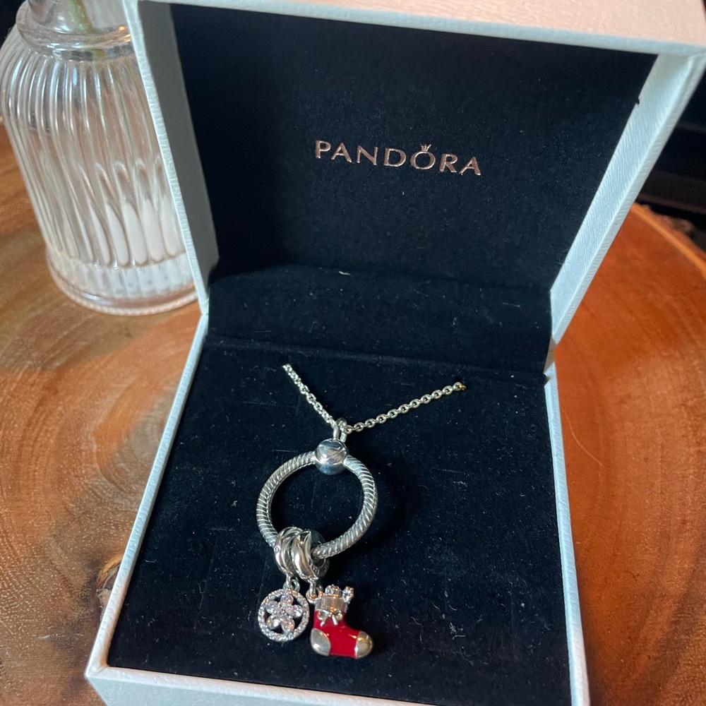 Pandora Winter O Pendant